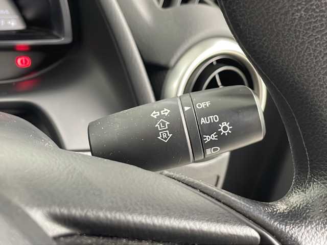 マツダ マツダ２ 15S プロアクティブ 埼玉県 2019(令1)年 3.3万km チタニウムフラッシュマイカ 純正メーカーナビ　/３６０°ビューモニター　/フルセグＴＶ　/Ｂｌｕｅｔｏｏｔｈ　/ヘッドアップディスプレイ　/ビルトインＥＴＣ　/純正ドラレコ　/前後コーナーセンサー　/ステアリングリモコン　/ＤＶＤ再生/シートヒーター