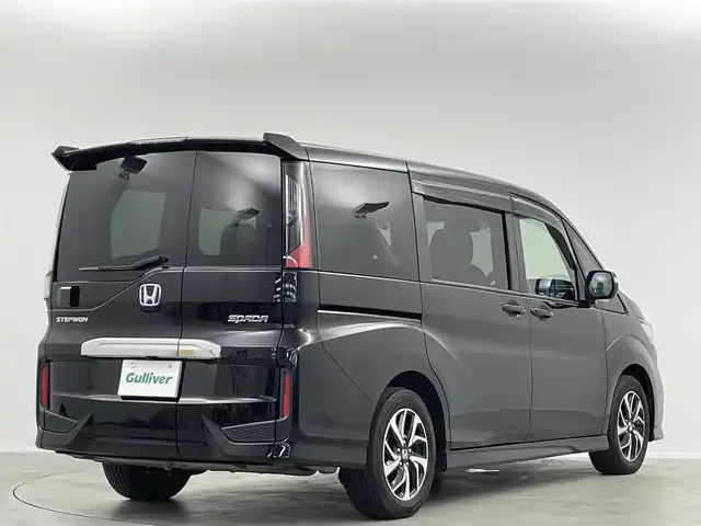 ホンダ ステップワゴン スパーダ ホンダセンシング 埼玉県 2019(令1)年 5.5万km プレミアムスパークルブラックパール ホンダセンシング　純正１０インチナビ　フルセグＴＶ　Ｂｌｕｅｔｏｏｔｈ　バックカメラ　純正１１．６インチフリップダウンモニター　両側パワースライドドア　レーダークルーズコントロール　ＥＴＣ　ドラレコ