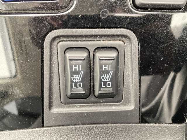 三菱 アウトランダー ＰＨＥＶ G プラスパッケージ 愛知県 2020(令2)年 4.2万km シルキーホワイト 衝突被害軽減ブレーキ/純正8インチディスプレイオーディオナビ（あり）/全方位カメラ/レーダークルーズコントロール/シートヒーター/フルセグTV/Bluetooth/バックカメラ/電動リアゲート/コーナーセンサー/アルミホイール/ブラインドスポットモニター/4WD/LEDヘッドライト/パドルシフト/ステアリングヒーター/ドライブレコーダー/ETC/ステアリングスイッチ/スマートキー/プッシュスタート