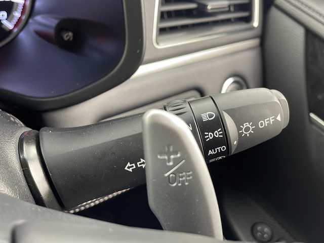 三菱 デリカＤ：５ シャモニー 大阪府 2025(令7)年 0.1千km 黒 登録済み未使用車/バックカメラ(全方位)/100V電源/クルーズコントロール(追従走行あり)/ブラインドスポットモニター/パドルシフト/オートライト/オートマチックハイビーム/衝突軽減システム/横滑り防止システム/ステアリングヒーター/パワーシート(運転席)/パワーバックドア/両側パワースライドドア/スマートキー/純正18インチAW/保証書/取扱説明書