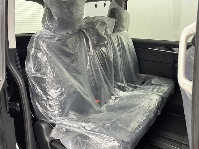 三菱 デリカＤ：５ シャモニー 大阪府 2025(令7)年 0.1千km 黒 登録済み未使用車/バックカメラ(全方位)/100V電源/クルーズコントロール(追従走行あり)/ブラインドスポットモニター/パドルシフト/オートライト/オートマチックハイビーム/衝突軽減システム/横滑り防止システム/ステアリングヒーター/パワーシート(運転席)/パワーバックドア/両側パワースライドドア/スマートキー/純正18インチAW/保証書/取扱説明書