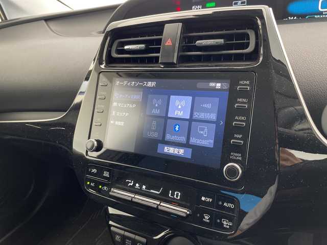 トヨタ プリウス SセーフティプラスⅡ 愛知県 2022(令4)年 4万km アティチュードブラックマイカ 衝突軽減システム/純正８型ディスプレイオーディオ（ナビなし）/全方位カメラ/レーダークルーズコントロール/Bluetooth/バックカメラ/コーナーセンサー/アルミホイール/ETC2.0/ブラインドスポットモニター/LEDヘッドライトインテリジェントミラー/オートマチックハイビーム/ステアリングスイッチ/スマートキー/プッシュスタート