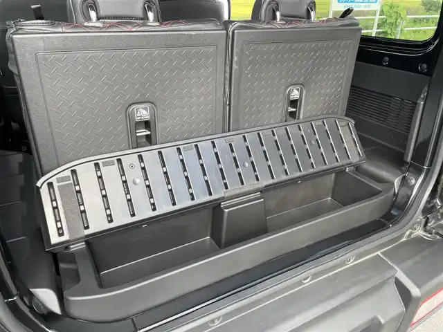 スズキ ジムニー XC 佐賀県 2021(令3)年 2.5万km ブルーイッシュブラックパール3 純正7型ナビゲーション「CN-RE07WP」/・AM/FM/CD/DVD/フルセグ/BT//・バックカメラ/RAYS製16インチアルミホイール/2インチアップ/純正オプショングリル/純正前方ドライブレコーダー/社外ドリンクホルダー/背面タイヤ車載/革巻きステアリング/ステアリングリモコン/シートヒーター「運転席/助手席」/スマートキー/黒革調シートカバー/プッシュスタート/ビルトインETC/純正フロアマット/純正ドアバイザー/新車保証書/取扱説明書/スペアキー1本/スズキセーフティーサポート/・デュアルセンサーブレーキサポート（自動ブレーキ）/・誤発進抑制機能（AT車）/・車線逸脱警報機能/・ふらつき警報機能/・標識認識機能/・先行車発進お知らせ機能/・ESP（車両走行安定補助システム）/・ヒルホールドコントロール/・ヒルディセントコントロール/・エマージェンシーストップシグナル