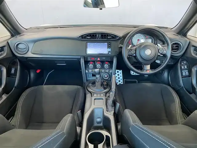 トヨタ ８６ GRスポーツ 岐阜県 2020(令2)年 2.9万km クリスタルホワイトパール ワンオーナー　/メーカー純正ナビ//フルセグテレビ/Bluetooth/CD/DVD /純正ドライブレコーダー　/純正ETC　/純正17インチアルミホイール　/純正フロアマット　/リアフォグランプ　/ドアバイザー/保証書/取扱説明書/ナビ取扱説明書