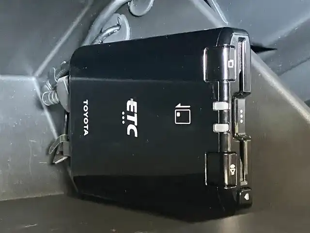 トヨタ ８６ GRスポーツ 岐阜県 2020(令2)年 2.9万km クリスタルホワイトパール ワンオーナー　/メーカー純正ナビ//フルセグテレビ/Bluetooth/CD/DVD /純正ドライブレコーダー　/純正ETC　/純正17インチアルミホイール　/純正フロアマット　/リアフォグランプ　/ドアバイザー/保証書/取扱説明書/ナビ取扱説明書