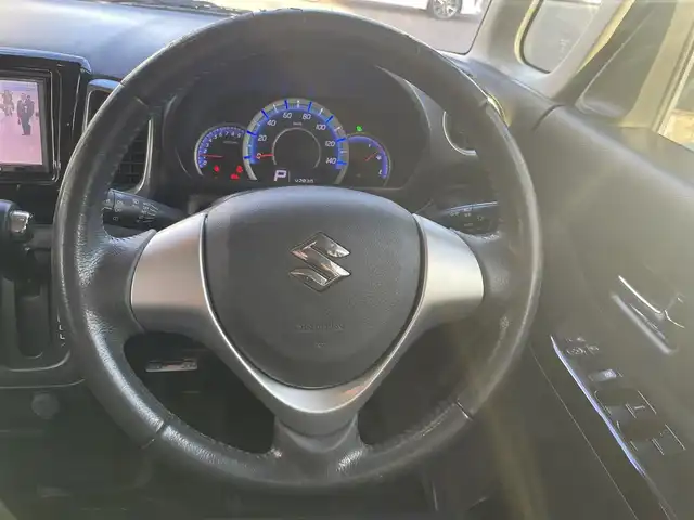 スズキ スペーシア カスタム TS 和歌山県 2013(平25)年 4.3万km パールホワイト (株)IDOMが運営する【じしゃロン和歌山店】の自社ローン専用車両になります。こちらは現金またはオートローンご利用時の価格です。自社ローンご希望の方は別途その旨お申付け下さい/ワンオーナー/メモリーナビ（AVN113MV）/・USBオーディオ/CD/両側パワースライドドア/純正アルミホイール/ETC/取扱説明書/保証書/スペアキー1本