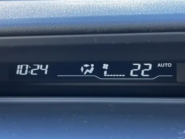 ホンダ ステップワゴン スパーダ パワーエディション 道央・札幌 2013(平25)年 8.9万km パール ４WD/寒冷地仕様/純正メモリーナビ/AM/FM/BT/SD/CD/DVD/フルセグ/横滑り防止装置/バックカメラ/ビルトインETC/アイドリングストップ/ワイパーデアイサー/ECON/両側パワースライドドア/革巻きステアリング/ステアリングリモコン/パドルシフト/MTモード付AT/キセノンヘッドライト/オートライト/フォグランプ/電動格納ミラー/ヒーテッドドアミラー/ウィンカーミラー/純正フロアマット/ドアバイザー/社外エンジンスターター/社外AW付冬タイヤ積込/205/65/R16/2021年/山7mm