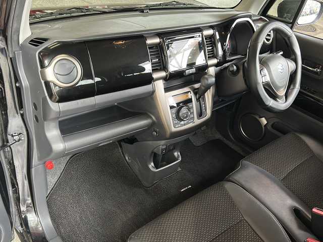 スズキ ハスラー Jスタイル Ⅱ 静岡県 2016(平28)年 4.7万km ブルーイッシュブラックパール3 純正ディスプレイオーディオ/CD/DVD/AM/FM/フルセグ/USB/ipod/Bluetooth/aha/AUX/主要装備/・純正ディスプレイオーディオ　/・レーンキープアシスト　/・ステアリングリモコン　/・ＥＴＣ　/・全方位カメラ　/・ドライブレコーダー/・オートライト　/・シートヒーター　/・横滑り防止装置　/・純正アルミホイール　/・スマートキー　/・衝突軽減システム/・プッシュスタート/。アイドリングストップ