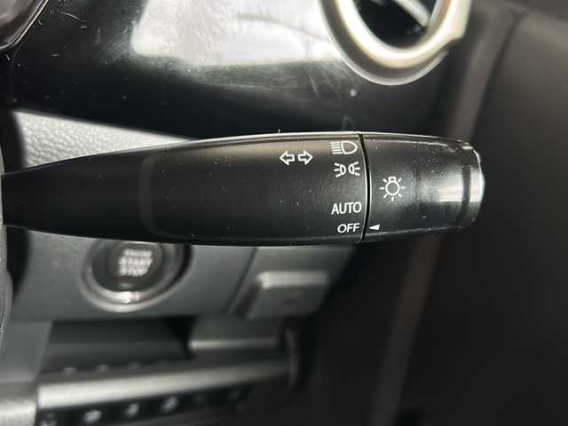 スズキ ハスラー Jスタイル Ⅱ 静岡県 2016(平28)年 4.7万km ブルーイッシュブラックパール3 純正ディスプレイオーディオ/CD/DVD/AM/FM/フルセグ/USB/ipod/Bluetooth/aha/AUX/主要装備/・純正ディスプレイオーディオ　/・レーンキープアシスト　/・ステアリングリモコン　/・ＥＴＣ　/・全方位カメラ　/・ドライブレコーダー/・オートライト　/・シートヒーター　/・横滑り防止装置　/・純正アルミホイール　/・スマートキー　/・衝突軽減システム/・プッシュスタート/。アイドリングストップ