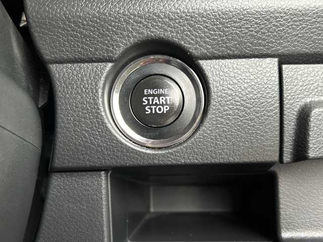 スズキ ハスラー Jスタイル Ⅱ 静岡県 2016(平28)年 4.7万km ブルーイッシュブラックパール3 純正ディスプレイオーディオ/CD/DVD/AM/FM/フルセグ/USB/ipod/Bluetooth/aha/AUX/主要装備/・純正ディスプレイオーディオ　/・レーンキープアシスト　/・ステアリングリモコン　/・ＥＴＣ　/・全方位カメラ　/・ドライブレコーダー/・オートライト　/・シートヒーター　/・横滑り防止装置　/・純正アルミホイール　/・スマートキー　/・衝突軽減システム/・プッシュスタート/。アイドリングストップ