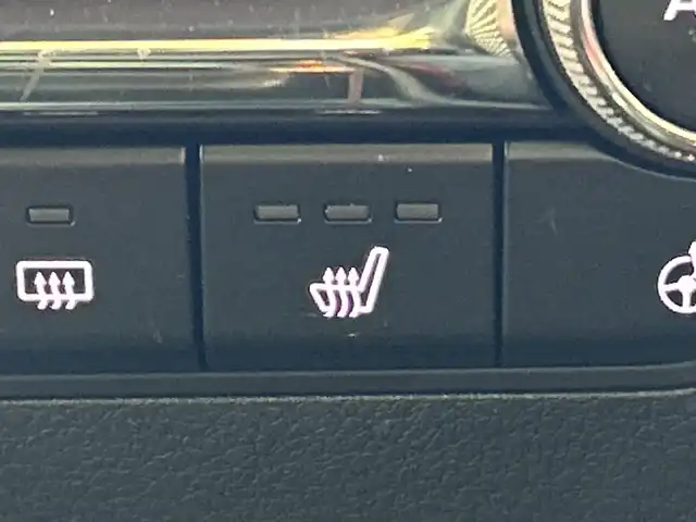 マツダ マツダ３ファストバック 20S バーガンディセレクション 三重県 2021(令3)年 4.3万km ポリメタルグレーM /禁煙車//マツダコネクトナビ//Bluetooth/CD/DVD/フルセグ/HDMI/AM/FM//レーダークルーズコントロール//前席シートヒーター//ステアリングヒーター//メモリ機能付パワーシート//ヘッドアップディスプレイ//ブラインドスポットモニター//全方位カメラ//オートハイビーム//パドルシフト//前後ドライブレコーダー//赤革レザーシート//純正18インチAW