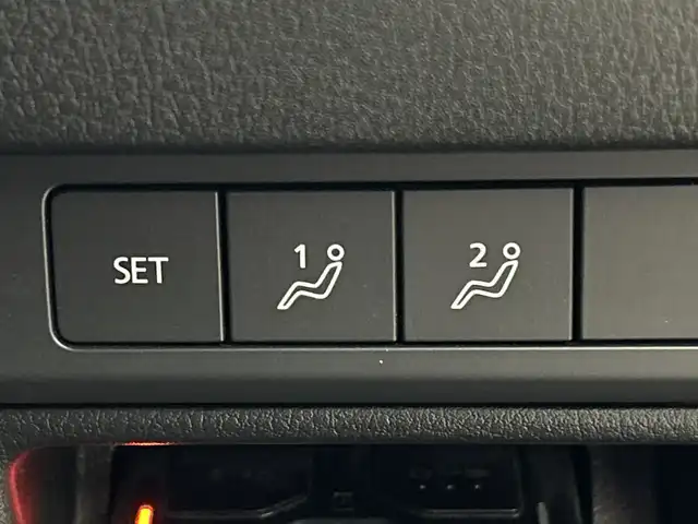 マツダ マツダ３ファストバック 20S バーガンディセレクション 三重県 2021(令3)年 4.3万km ポリメタルグレーM /禁煙車//マツダコネクトナビ//Bluetooth/CD/DVD/フルセグ/HDMI/AM/FM//レーダークルーズコントロール//前席シートヒーター//ステアリングヒーター//メモリ機能付パワーシート//ヘッドアップディスプレイ//ブラインドスポットモニター//全方位カメラ//オートハイビーム//パドルシフト//前後ドライブレコーダー//赤革レザーシート//純正18インチAW