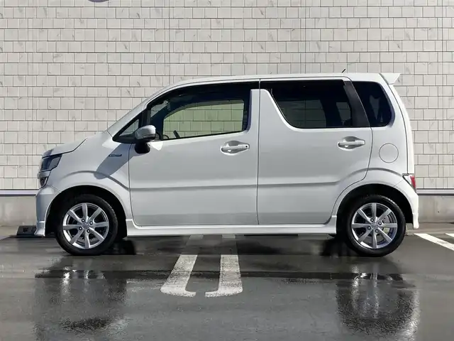 スズキ ワゴンＲ HYBRID FZ 静岡県 2020(令2)年 1.5万km ピュアホワイトP スズキセーフティサポート/社外オーディオ(DEH-5100)/　AM FM CD AUX USB/LEDオートヘッドランプ/シートヒーター(運転席)/革巻きステアリング/ステアリングスイッチ/リアクリアランスソナー/スマートキー2本/純正14インチアルミホイール/アイドリングストップ/プッシュスタート/ワンオーナー