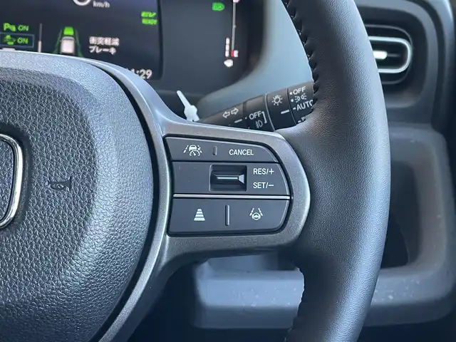 ホンダ フリード ハイブリット e:HEV クロスター 東京都 2025(令7)年 0.1千km クリスタルブラックパール 登録済未使用車　/ホンダセンシング　/純正９型ナビ　LXM-242ZFNI(207680円)/リアクーラー　/両側電動ドア　/ハーフレザー　/シートヒーター　/フルセグＴＶ　/ルーフレール　/ＬＥＤヘッド　/フォグランプ　/純正１５インチＡＷ　/BSM