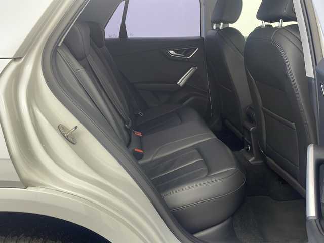 アウディ Ｑ２ 1．0 TFSI スポーツ 栃木県 2018(平30)年 4.4万km 白 純正ナビ/（BT/CD/DVD/フルセグ/AM/FM）/バックカメラ/横滑り防止/クルーズコントロール/クリアランナソー/アイドリングストップ/MTモード付AT/ビルトインETC2.0/ドライブレコーダー/前席シートヒーター/純正アルミホイール/プッシュスタート/スマートキー/スペアキー