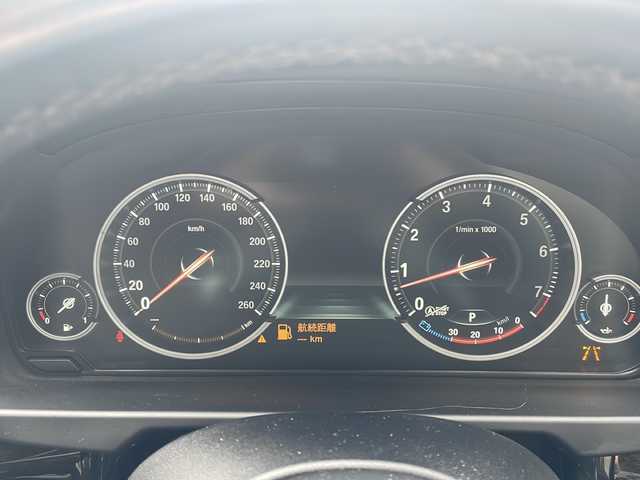 ＢＭＷ Ｘ６ xDrive35i Mスポーツ 京都府 2016(平28)年 5.7万km 白 純正ＨＤＤナビ/(CD/DVD/フルセグTV/Bluetooth接続)/サンルーフ/４ＷＤ/本革シート/全方位カメラ/全席シートヒーター/パワーシート/エアシート/電動リアゲート/純正アルミホイール２０インチ/クルコン（追従有）