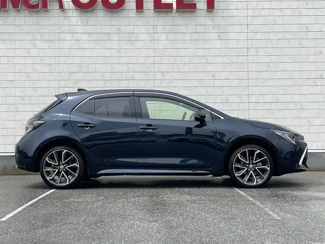 トヨタ カローラ スポーツ G Z 富山県 2020(令2)年 7.3万km ブラッキッシュアゲハガラスフレーク 純正ディスプレイオーディオ/ナビ/セーフティセンス/ＬＥＤヘッドライト/オートマチックハイビーム/ブレーキホールド/スマートキー/ステアリングヒーター/純正ＡＷ１８インチ/純正フロアマット/レーンキープアシスト/パドルシフト/横滑り防止装置/保証書／取説有り