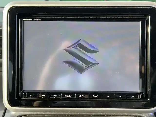 スズキ スペーシア ギア HYBRID XZターボ 和歌山県 2020(令2)年 3.1万km ピュアホワイトP 純正9インチナビ/フルセグTV/（BT/CD/DVD/AM/FM/USB)/レーンディパーチャーアラート/横滑り防止/衝突被害軽減ブレーキ/クルーズコントロール/オートライト/後方コーナーセンサー/ビルトインETC/前方ドライブレコーダー/前席シートヒーター/両側パワースライド/後席サーキュレーター/後席サンシェード/ステアリングリモコン/パドルシフト/ルーフレール/電格ミラー/LEDヘッドライト/フォグランプ