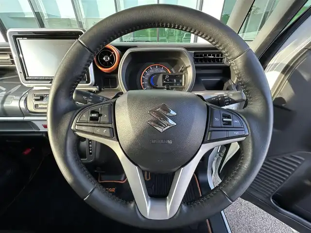 スズキ スペーシア ギア HYBRID XZターボ 和歌山県 2020(令2)年 3.1万km ピュアホワイトP 純正9インチナビ/フルセグTV/（BT/CD/DVD/AM/FM/USB)/レーンディパーチャーアラート/横滑り防止/衝突被害軽減ブレーキ/クルーズコントロール/オートライト/後方コーナーセンサー/ビルトインETC/前方ドライブレコーダー/前席シートヒーター/両側パワースライド/後席サーキュレーター/後席サンシェード/ステアリングリモコン/パドルシフト/ルーフレール/電格ミラー/LEDヘッドライト/フォグランプ