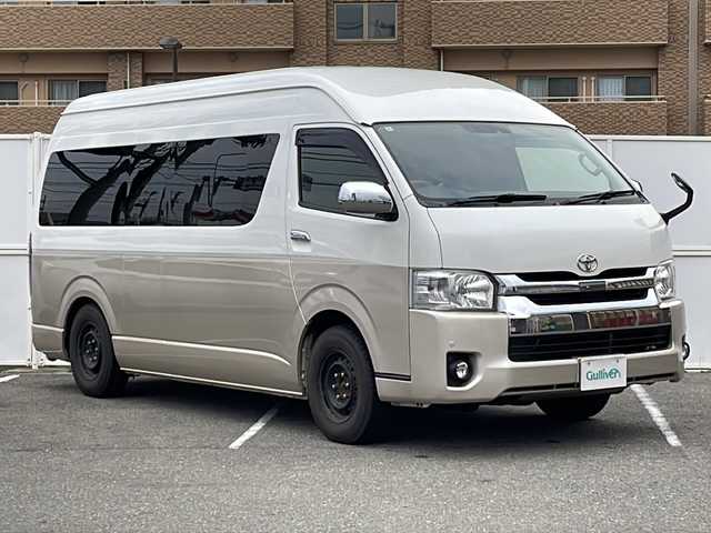 トヨタ ハイエース グランドキャビン 秋田県 2019(令1)年 10.5万km ベージュメタリック/ホワイトパールクリスタルシャイン 社外ナビ　AVN-RB7/・CD、DVD/・BT/・IPOD/・USB/・ラジオ/横滑り防止装置/衝突軽減装置/車線逸脱警報装置/片側パワースライドドア/電動格納ミラー/オートライト/オートハイビーム/純正フロアマット/ETC/ドライブレコーダー/純正テールライト積載