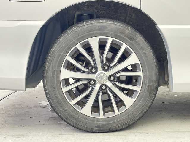 日産 セレナ HWS S HV Vセレ +SeftyⅡ 愛知県 2016(平28)年 4.6万km ブリリアントシルバー 禁煙/スペアキー/純正ナビ/・フルセグ/・Bluetooth/・DVD/・CD/ドラレコ/アラウンドビューモニター/ETC/クルーズコントロール/ABS/車線逸脱抑制装置/横滑り防止装置/衝突軽減ブレーキシステム/盗難防止装置/前後コーナーセンサー/両側パワースライドドア/LEDヘッドライト/オートライト/フォグランプ/革巻ステアリング