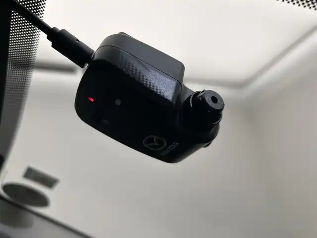 マツダ ＣＸ－３ 15S ツーリング 愛媛県 2020(令2)年 2.2万km ジェットブラックマイカ ・８型ナビ/（フルセグＴＶ・ＢＴ・ＦＭ・ＡＭ・ＣＤ・ＤＶＤ・ＵＳＢ・ＡＵＸ）/・全方位カメラ　/・ＥＴＣ　/・前方ドラレコ　/・衝突軽減ブレーキ　/・レーンキープアシスト　/・前後コーナーセンサー