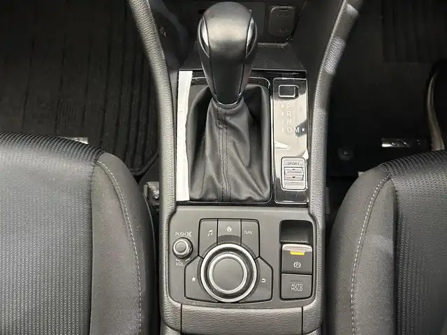 マツダ ＣＸ－３ 15S ツーリング 愛媛県 2020(令2)年 2.2万km ジェットブラックマイカ ・８型ナビ/（フルセグＴＶ・ＢＴ・ＦＭ・ＡＭ・ＣＤ・ＤＶＤ・ＵＳＢ・ＡＵＸ）/・全方位カメラ　/・ＥＴＣ　/・前方ドラレコ　/・衝突軽減ブレーキ　/・レーンキープアシスト　/・前後コーナーセンサー