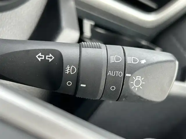 トヨタ ルーミー カスタムG 佐賀県 2020(令2)年 1.7万km クールバイオレットクリスタルシャイン スマートアシスト/レーダークルーズコントロール/コーナーセンサー/純正9型SDナビ/・バックカメラ/・フルセグTV/CD/DVD/BT/純正ドラレコ(DRT-H68A)/両側パワースライドドア/純正14インチAW/LEDヘッドライト/オートライト/フォグランプ/ETC/プッシュスタート/フロアマット/ドアバイザー/スペアキー×１/保証書
