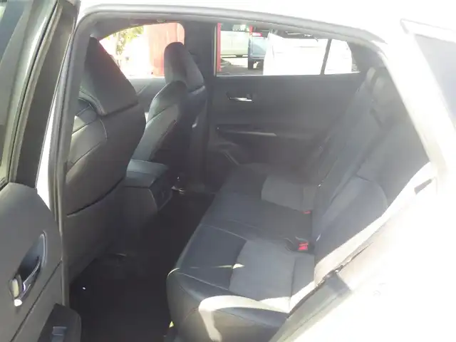 トヨタ ハリアー Z 千葉県 2020(令2)年 5.7万km ホワイトパールクリスタルシャイン Toyota Safety Sense/・プリクラッシュセーフティ/・レーンディパーチャーアラート/・オートハイビーム/・レーダークルーズコントロール/・ブラインドスポットモニタリング/ヘッドアップディスプレイ/デジタルインナーミラー/パワーバックドア/12.3インチ純正コネクティッドナビ/地デジTV/【Bluetooth接続】/バックカメラ/ドライブレコーダー/革巻きステアリング/ステアリングスイッチ/ハーフレザーシート/JBLサウンド/ETC（2.0）/LEDヘッドライト/フォグライト/ウインカーミラー/クリアランスソナー/純正19インチアルミホイル/サイド/カーテンエアバッグ/スマートキー