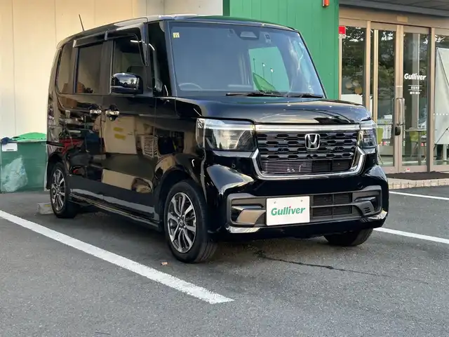 ホンダ Ｎ ＢＯＸ カスタム 京都府 2023(令5)年 2.1万km クリスタルブラックパール 純正８型ナビ　前後ドラレコ　衝突軽減ブレーキ　レーンキープアシスト　クルーズコントロール（追従機能付き）　ＥＴＣ　シートヒーター　両側パワースライドドア　チップアップシート　オートマチックハイビーム