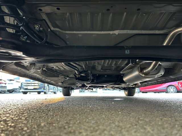 ホンダ Ｎ ＢＯＸ カスタム 京都府 2023(令5)年 2.1万km クリスタルブラックパール 純正８型ナビ　前後ドラレコ　衝突軽減ブレーキ　レーンキープアシスト　クルーズコントロール（追従機能付き）　ＥＴＣ　シートヒーター　両側パワースライドドア　チップアップシート　オートマチックハイビーム