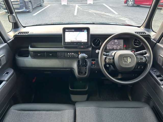 ホンダ Ｎ ＢＯＸ カスタム 京都府 2023(令5)年 2.1万km クリスタルブラックパール 純正８型ナビ　前後ドラレコ　衝突軽減ブレーキ　レーンキープアシスト　クルーズコントロール（追従機能付き）　ＥＴＣ　シートヒーター　両側パワースライドドア　チップアップシート　オートマチックハイビーム