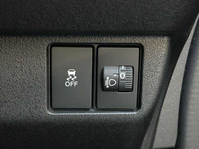 ホンダ Ｎ ＢＯＸ カスタム 京都府 2023(令5)年 2.1万km クリスタルブラックパール 純正８型ナビ　前後ドラレコ　衝突軽減ブレーキ　レーンキープアシスト　クルーズコントロール（追従機能付き）　ＥＴＣ　シートヒーター　両側パワースライドドア　チップアップシート　オートマチックハイビーム