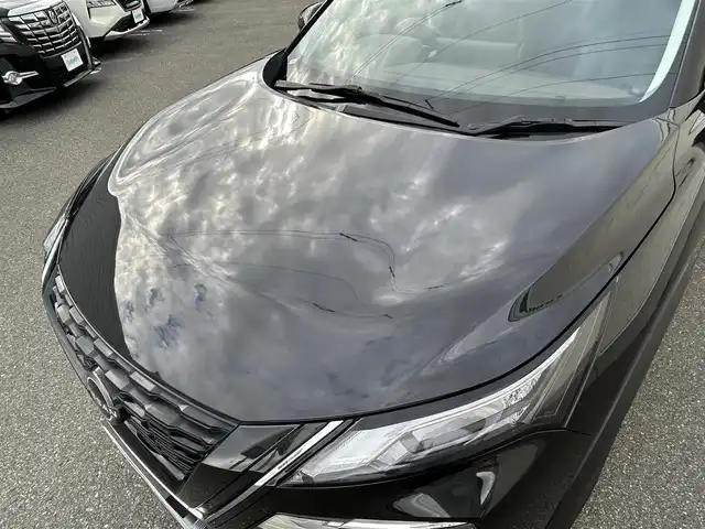 日産 エクストレイル X e－4ORCE 山形県 2023(令5)年 0.3万km ダイヤモンドブラック 4WD/純正12.3インチナビ/フルセグTV/FM/AM/Apple Car play/Bluetooth/インテリジェンスクルーズ/前席パワーシート/ドライブモード/前席シートヒーター/純正マット/AUTOライト/全方位カメラ/ハンドルヒーター/電脳リアゲート/盗難防止装置/スマートキー