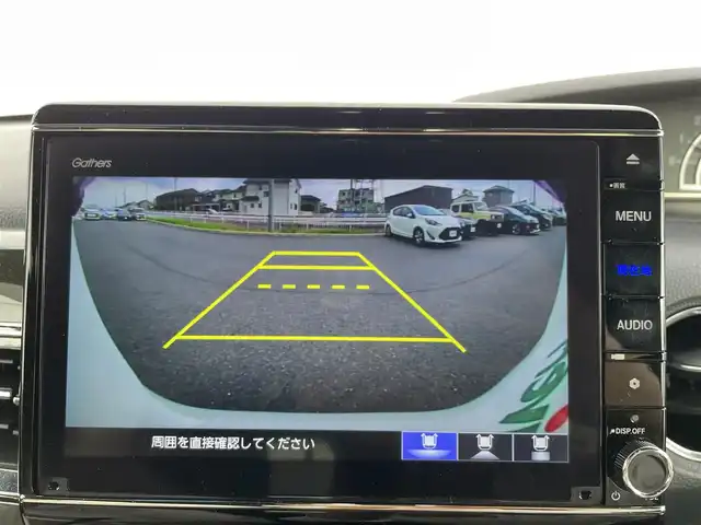 ホンダ Ｎ ＢＯＸ カスタム G L ターボ ホンダセンシング 群馬県 2020(令2)年 2.4万km プラチナホワイトパール ホンダセンシング/・車線逸脱抑制装置/・後方誤発進抑制機能/・誤発進抑制機/・LKA/ワンオーナー/純正８インチプレミアムインターナビ/（CD/DVD/SD/BT/AppleCarPlay）/バックカメラ/フルセグTV/両側パワースライドドア/レーダークルコン/ビルトインETC/レザーシート/シートヒーター（D席/N席）/純正前後ドラレコ/純正AW/LEDヘッドライト/フロアマット/保証書/取説/記録簿/スペアキー1本