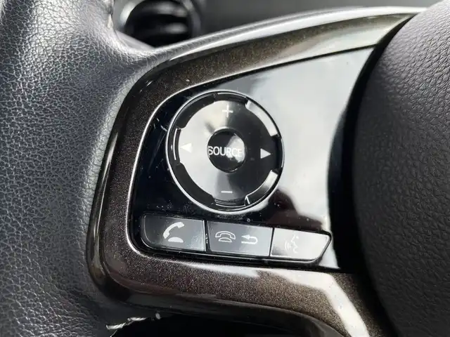 ホンダ Ｎ ＢＯＸ カスタム G L ターボ ホンダセンシング 群馬県 2020(令2)年 2.4万km プラチナホワイトパール ホンダセンシング/・車線逸脱抑制装置/・後方誤発進抑制機能/・誤発進抑制機/・LKA/ワンオーナー/純正８インチプレミアムインターナビ/（CD/DVD/SD/BT/AppleCarPlay）/バックカメラ/フルセグTV/両側パワースライドドア/レーダークルコン/ビルトインETC/レザーシート/シートヒーター（D席/N席）/純正前後ドラレコ/純正AW/LEDヘッドライト/フロアマット/保証書/取説/記録簿/スペアキー1本