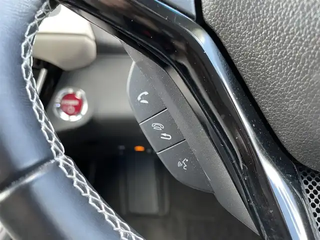 ホンダ ヴェゼル ハイブリッド 栃木県 2018(平30)年 4.3万km ホワイトオーキッドパール ホンダセンシング/社外メモリナビ/フルセグTV/DVD/Bluetooth/バックカメラ/ビルトインETC/黒革シート/前席パワーシート/前席シートヒーター/パドルシフト/アダプティブクルーズコントロール/純正17インチAW/スマートキー/プッシュEgスタート/純正フロアマット/LEDオートライト/サイド/カーテンエアバッグ