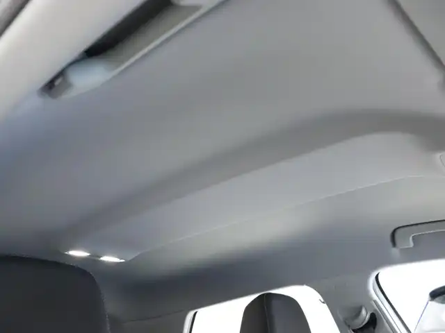 アウディ アウディ Ａ１ SB 25TFSI アドバンスド 静岡県 2022(令4)年 2.8万km グレイシアホワイトメタリック プッシュスタート/アイドリングストップ/メーカーナビ/スマートキー/レーダークルーズコントロール/バックカメラ/純正フロアマット/純正アルミホイール/Apple Carplay/横滑り防止装置/レーンキープアシスト/オートライト/オートマチックハイビーム/ヘッドライトLED/スペアキーあり
