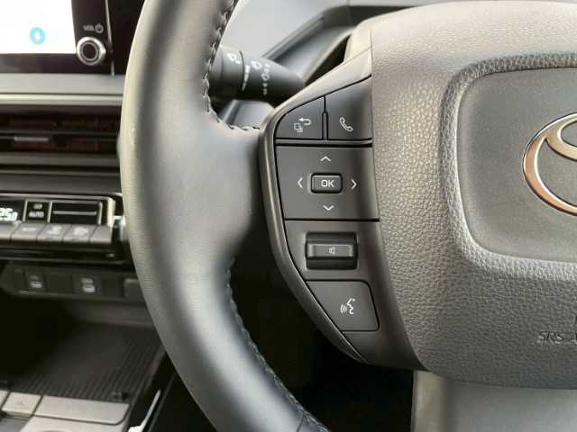 トヨタ プリウス U 岩手県 2024(令6)年 1.4万km アティチュードブラックマイカ 純正ディスプレイオーディオ/プリクラッシュセーフティ　/レーダークルーズコントロール　/フルセグ　/ステアリングヒーター　/オートマチックハイビーム　/ETC2.0　/スマートキー　/ドアバイザー　/社外前後ドラレコ　/トラクションコントロール　/LEDヘッドライト　/バックフォグランプ