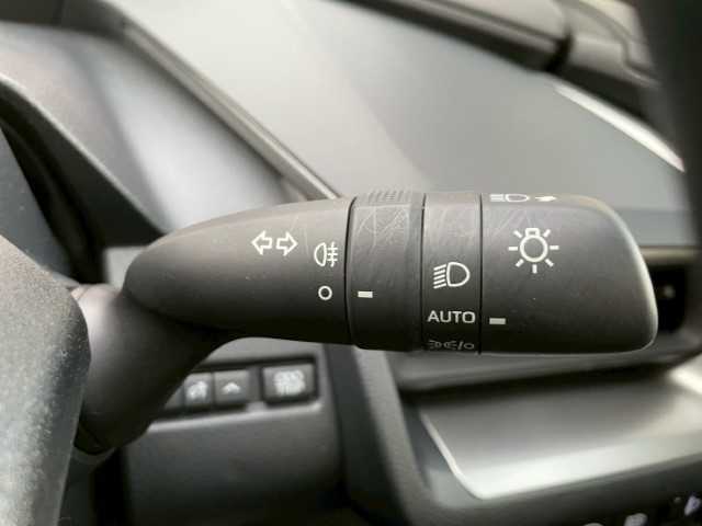 トヨタ プリウス U 岩手県 2024(令6)年 1.4万km アティチュードブラックマイカ 純正ディスプレイオーディオ/プリクラッシュセーフティ　/レーダークルーズコントロール　/フルセグ　/ステアリングヒーター　/オートマチックハイビーム　/ETC2.0　/スマートキー　/ドアバイザー　/社外前後ドラレコ　/トラクションコントロール　/LEDヘッドライト　/バックフォグランプ