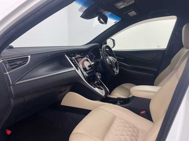 トヨタ ハリアー プレミアム 埼玉県 2016(平28)年 4.8万km ホワイトパールクリスタルシャイン JBLプレミアムサウンド/純正ナビ/CD/DVD/Bluetooth/フルセグ/バックカメラ/ビルトインETC/トヨタセーフティセンス/追従機能付クルーズコントロール/電動リアゲート/純正18インチアルミホイール/純正フロアマット/プッシュスタート/スマートキー