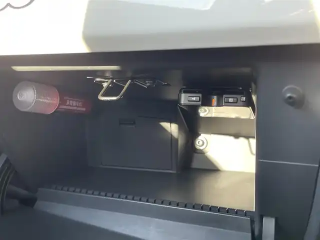 フィアット ５００ 1．2 ポップ 三重県 2017(平29)年 4.2万km ボサノバホワイト 純正オーディオ/LEDデイライト/Bluetooth/AUX/USB/ETC/純正14インチホイールキャップ/社外ドライブレコーダー/ステアリングスイッチ/革巻きステアリング/シルバーメッキミラー