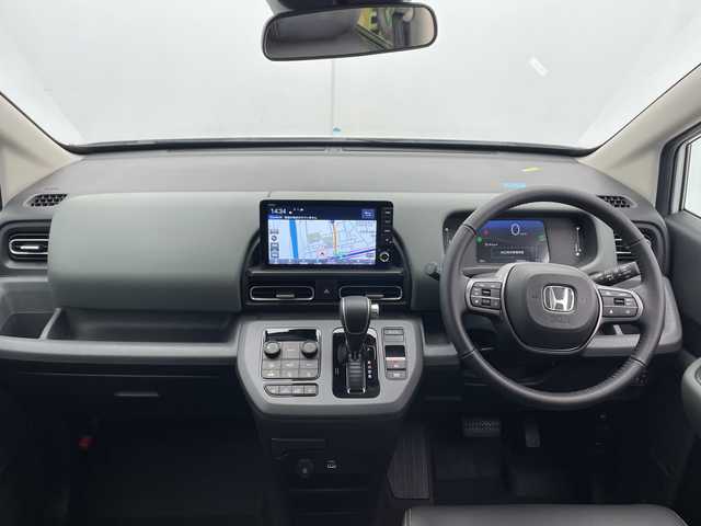 ホンダ フリード ハイブリット e:HEV クロスター 千葉県 2025(令7)年 0.1千km プラチナホワイトパール 登録済未使用車/純正SDナビ/フルセグTV/Bluetooth/USB/バックカメラ/ブラインドスポットモニター/クリアランスソナー/両側パワースライドドア/ハーフレザーシート/シートヒーター/ISOFIX/Apple Carplay/Android Auto/ホンダセンシング/追従クルーズコントロール/レーンキープアシスト/衝突被害軽減ブレーキ/オートマチックハイビーム/LEDヘッドライト