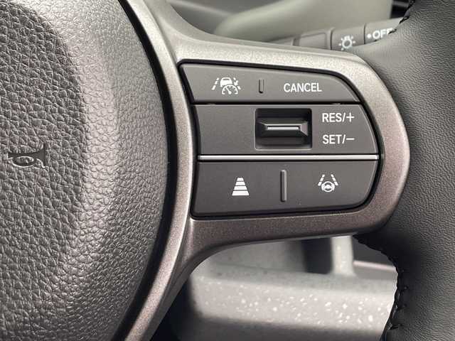 ホンダ フリード ハイブリット e:HEV クロスター 千葉県 2025(令7)年 0.1千km プラチナホワイトパール 登録済未使用車/純正SDナビ/フルセグTV/Bluetooth/USB/バックカメラ/ブラインドスポットモニター/クリアランスソナー/両側パワースライドドア/ハーフレザーシート/シートヒーター/ISOFIX/Apple Carplay/Android Auto/ホンダセンシング/追従クルーズコントロール/レーンキープアシスト/衝突被害軽減ブレーキ/オートマチックハイビーム/LEDヘッドライト