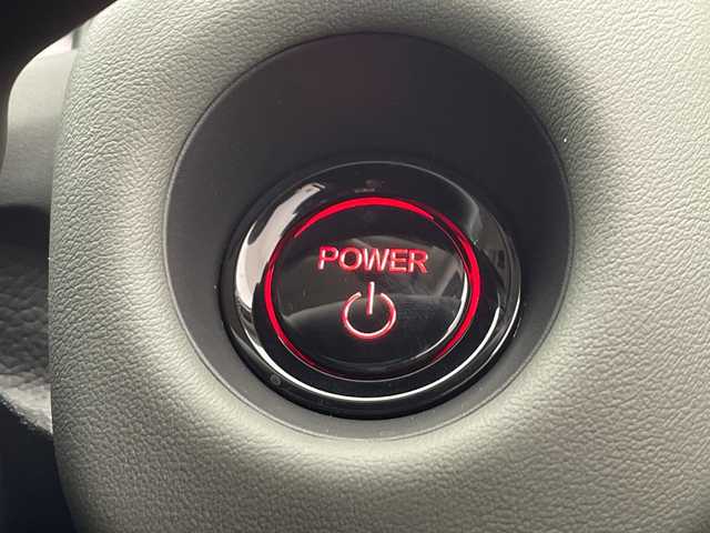 ホンダ フリード ハイブリット e:HEV クロスター 千葉県 2025(令7)年 0.1千km プラチナホワイトパール 登録済未使用車/純正SDナビ/フルセグTV/Bluetooth/USB/バックカメラ/ブラインドスポットモニター/クリアランスソナー/両側パワースライドドア/ハーフレザーシート/シートヒーター/ISOFIX/Apple Carplay/Android Auto/ホンダセンシング/追従クルーズコントロール/レーンキープアシスト/衝突被害軽減ブレーキ/オートマチックハイビーム/LEDヘッドライト