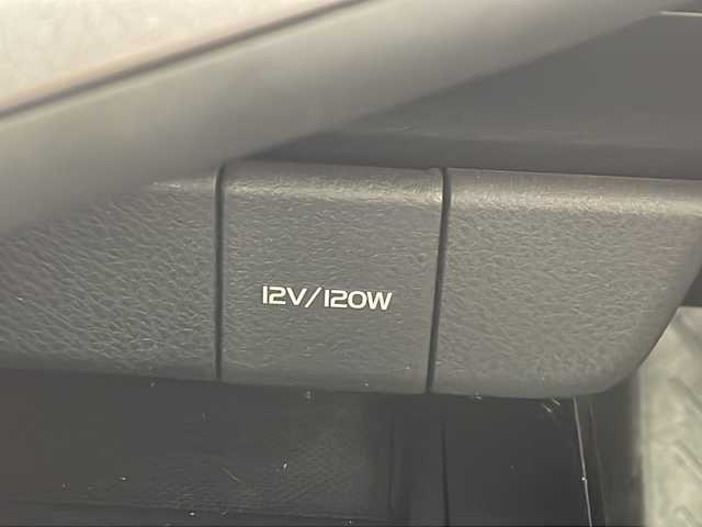 トヨタ カムリ WS 沖縄県 2019(平31)年 3.1万km プラチナホワイトパールマイカ 純正ナビゲーション（NSZT-W66T)/フルセグTV/CD/DVD/ETC/Bluetooth/バックカメラ/トヨタセーフティセンス/LEDヘッドライト/前後ドライブレコーダー/レーダークルーズコントロール/ハーフレザーシート　