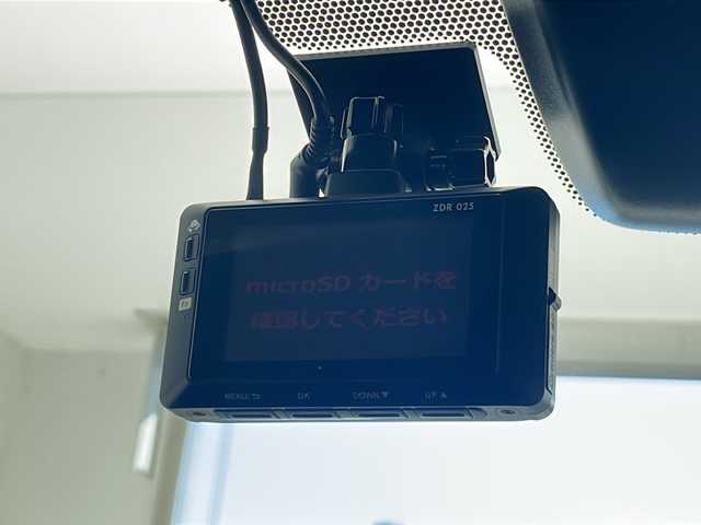 トヨタ カムリ WS 沖縄県 2019(平31)年 3.1万km プラチナホワイトパールマイカ 純正ナビゲーション（NSZT-W66T)/フルセグTV/CD/DVD/ETC/Bluetooth/バックカメラ/トヨタセーフティセンス/LEDヘッドライト/前後ドライブレコーダー/レーダークルーズコントロール/ハーフレザーシート　