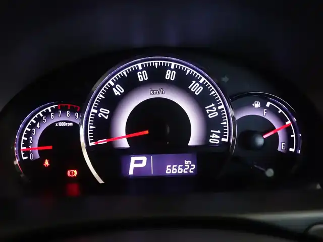 日産 ルークス ハイウェイスター ターボ 静岡県 2010(平22)年 6.7万km ルナグレー ワンオーナー/禁煙車/両側パワースライドドア/パイオニアCDデッキ（FH-PO40）/　　CD/ラジオ/カセットテープ/HIDヘッドライト/オートライト/オートエアコン/フロントフォグランプ/イモビライザー/カーアラーム/インテリジェントキー/プッシュスタート/純正14インチアルミホイール/純正フロアマット/純正ドアバイザー/スペアキー1個/取扱説明書/保証書