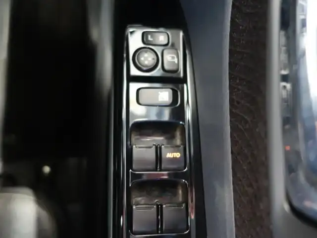 日産 ルークス ハイウェイスター ターボ 静岡県 2010(平22)年 6.7万km ルナグレー ワンオーナー/禁煙車/両側パワースライドドア/パイオニアCDデッキ（FH-PO40）/　　CD/ラジオ/カセットテープ/HIDヘッドライト/オートライト/オートエアコン/フロントフォグランプ/イモビライザー/カーアラーム/インテリジェントキー/プッシュスタート/純正14インチアルミホイール/純正フロアマット/純正ドアバイザー/スペアキー1個/取扱説明書/保証書