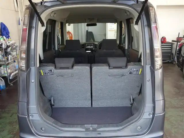 日産 ルークス ハイウェイスター ターボ 静岡県 2010(平22)年 6.7万km ルナグレー ワンオーナー/禁煙車/両側パワースライドドア/パイオニアCDデッキ（FH-PO40）/　　CD/ラジオ/カセットテープ/HIDヘッドライト/オートライト/オートエアコン/フロントフォグランプ/イモビライザー/カーアラーム/インテリジェントキー/プッシュスタート/純正14インチアルミホイール/純正フロアマット/純正ドアバイザー/スペアキー1個/取扱説明書/保証書